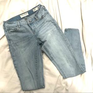 Bullhead pacsun low rise denim skinny jeans